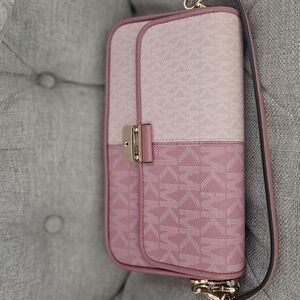 Michael Kors Two-Tone Pink Shoulder Bag